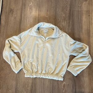 Urban outfitters cream quarter-zip in medium!